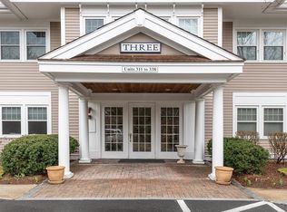 6 Technology Dr APT 314, North Chelmsford, MA 01863