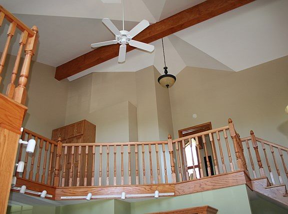 4th image of 34 Harrison Oaks Dr
