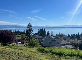 42 Lightning Way, Camano Island, WA 98282