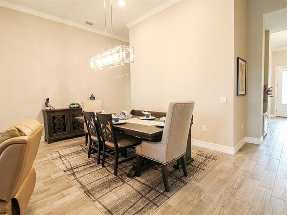 4th image of 13298 Pelto St