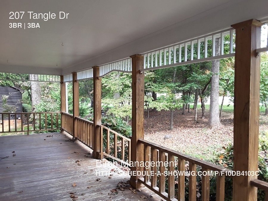 1st image of 207 Tangle Dr