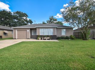 2217 Basket St, Pasadena, TX 77502