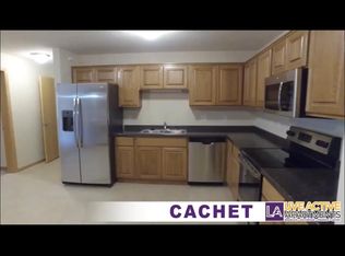 200 Briargate Rd APT 303, Mankato, MN 56001