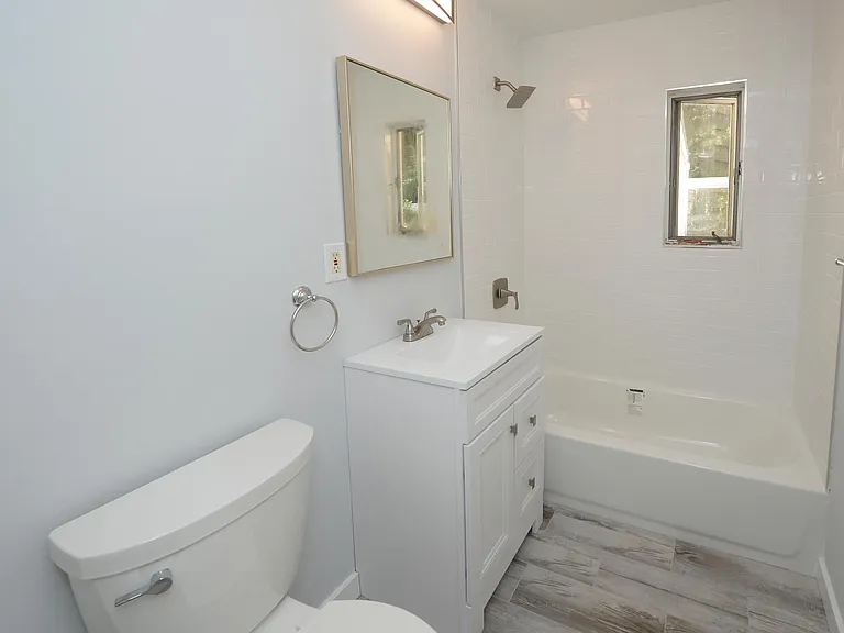 38-49 Vanore Dr — Photo 16