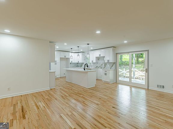5th image of 3552 Springrun Dr