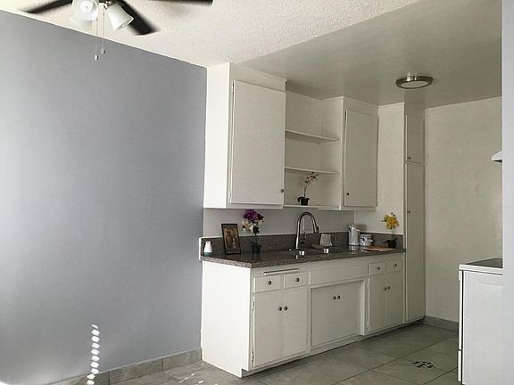 3rd image of 8513 Cedros Ave APT 5