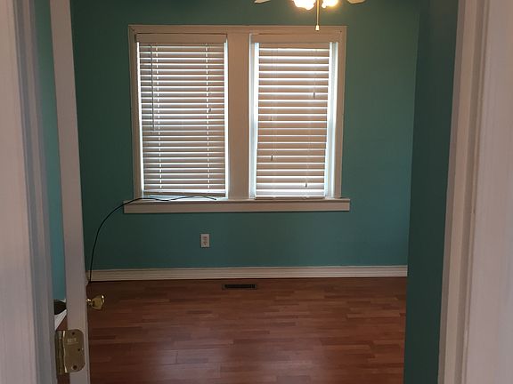 4th image of 1142 Poquoson Ave