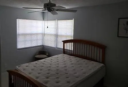 2427 NE Center St — Photo 11