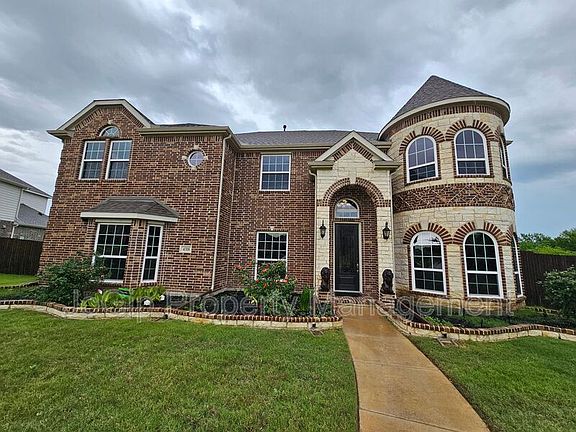 3rd image of 4318 Egret Ct