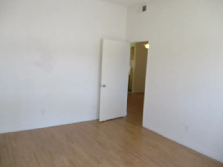 3633 Jasmine Ave — Photo 11