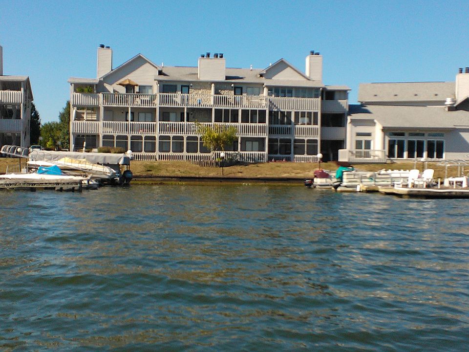 Unit is on top far right.