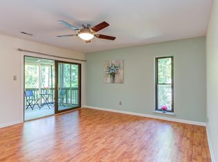 616 Pine Ridge Pl, Raleigh, NC 27609