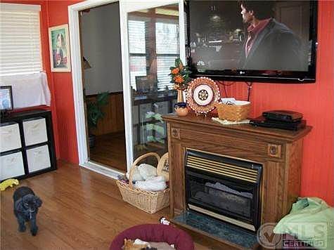 3rd image of 35 Hattie Dr