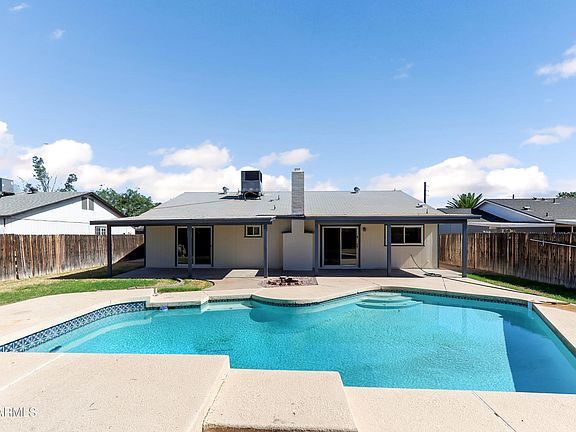 3rd image of 4723 E VINEYARD Road