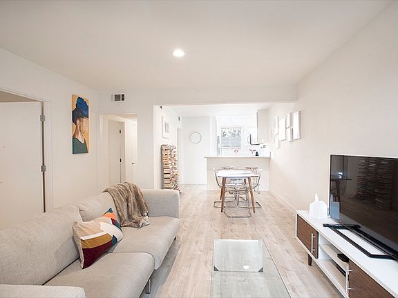 2nd image of 327 Sinclair Ave APT 2