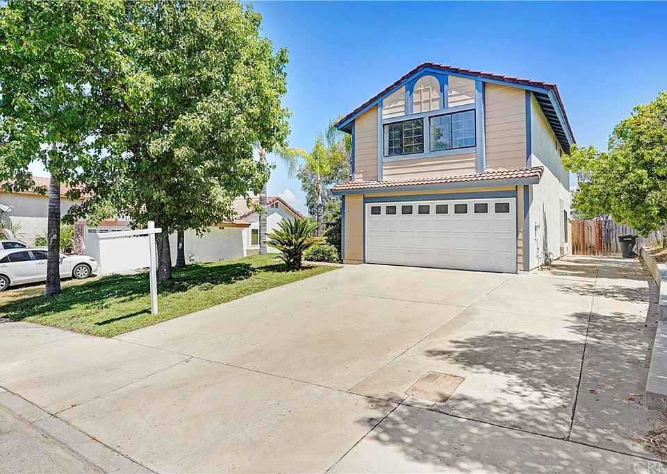 2nd image of 27090 Rainbow Creek Dr