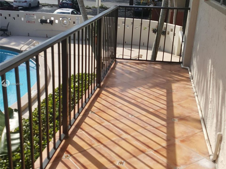 1st image of 6711 N Kendall Dr APT 508