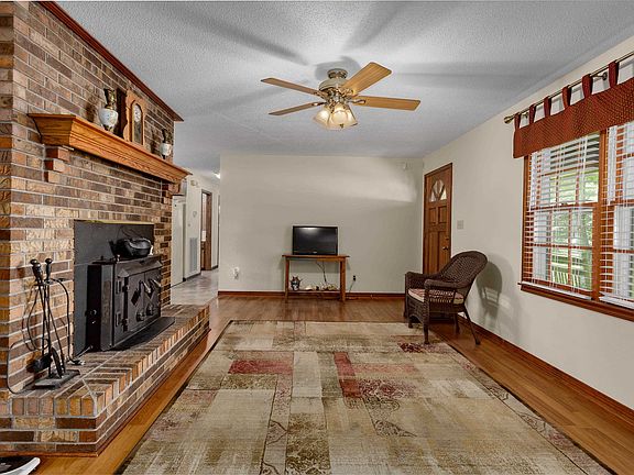 4th image of 7730 County Road 15