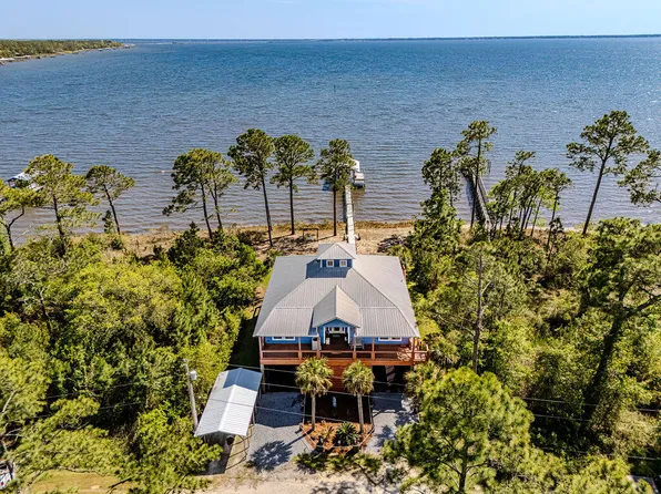 51 Alden Ln, Freeport, FL 32439