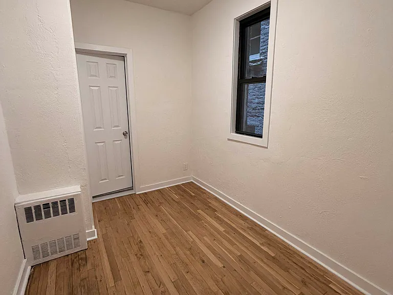 417 E 72nd St #3C — Photo 3