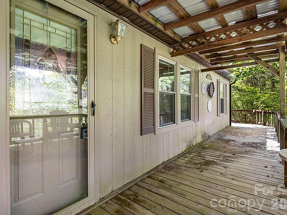 5th image of 101 Serenity Ln