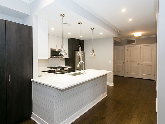 2nd image of 4458 N Kedzie Ave APT 2F