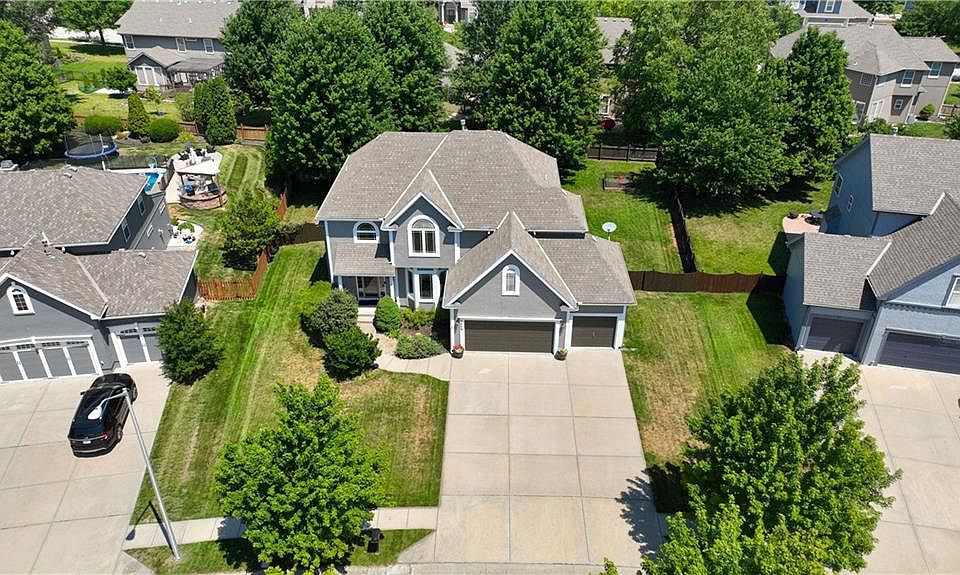 1st image of 3608 NE 95th St