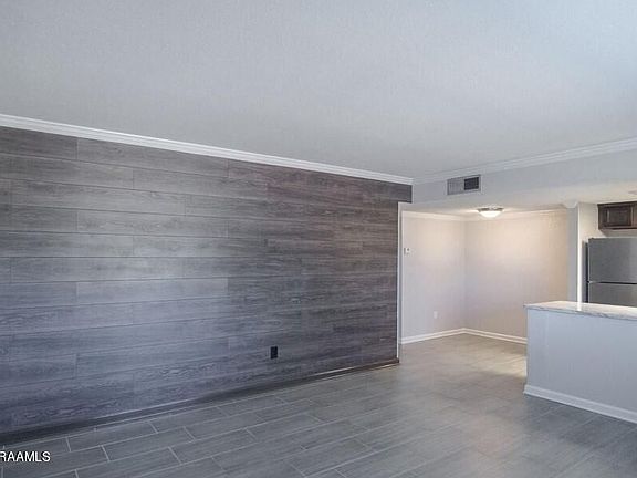 2nd image of 3121 Johnston St APT 119