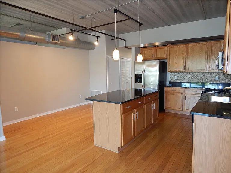 101 Curry Ave #306 — Photo 24
