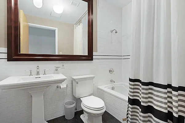 Rented by Olshan Realty | media 8