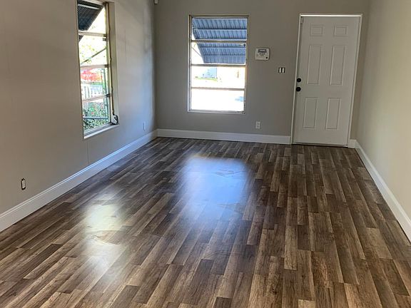 3rd image of 712 41st St