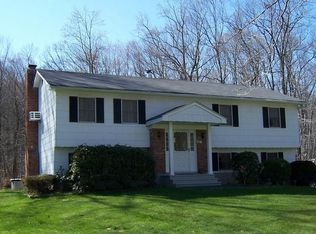 2567 Gregory St, Yorktown Heights, NY 10598