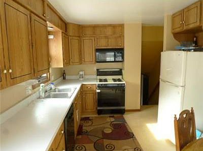 2nd image of 1740 Crestwood Blvd