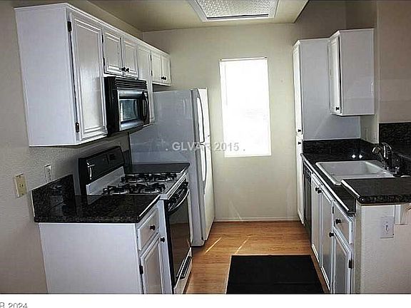 4th image of 3125 N Buffalo Dr Unit 2111