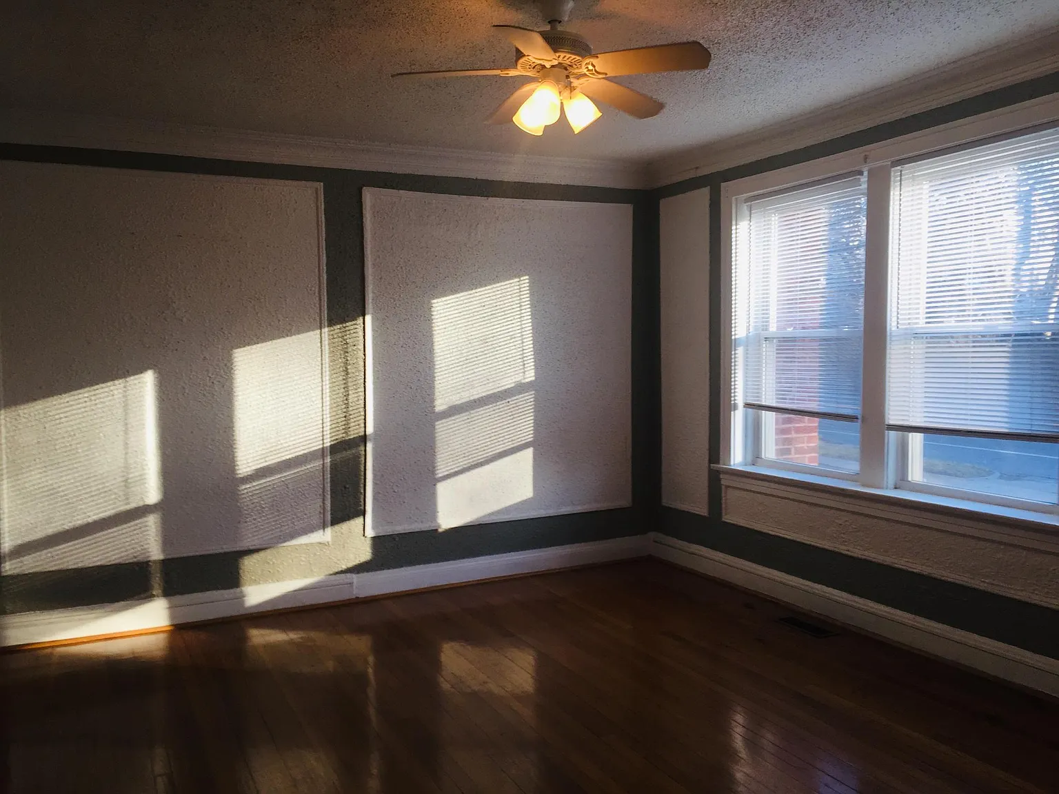 7287 Delmar Blvd — Photo 4