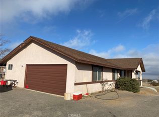 8824 Monte Vista Rd, Phelan, CA 92371