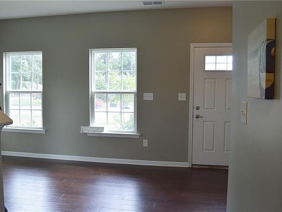 3rd image of 645 Newman Dr
