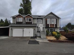 16031 8th Ave NE, Seattle, WA 98155