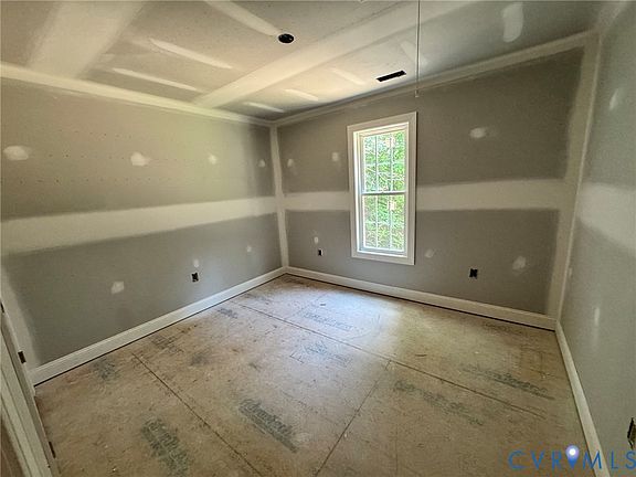 5th image of 358 Poplar Springs Dr