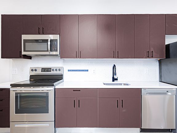 5th image of 165 N 5th St #1