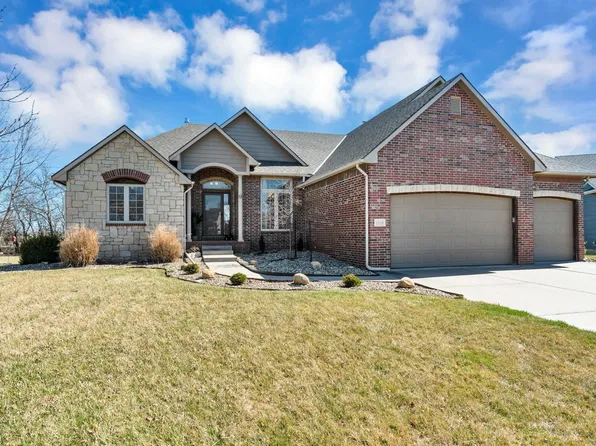 2418 N Springdale Cir, Wichita, KS 67228