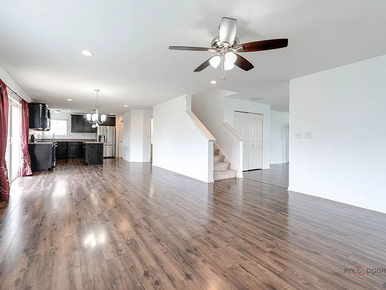 202 Minuet Cir — Photo 18