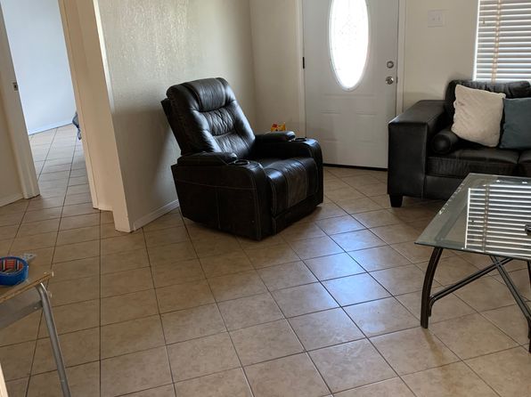 114 Las Lomitas Dr