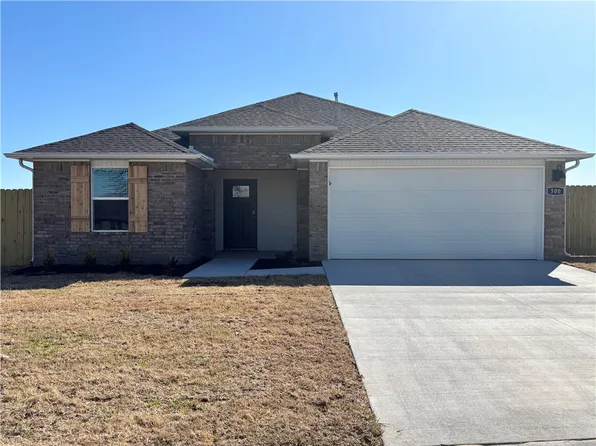 500 Greer St, Pea Ridge, AR 72751