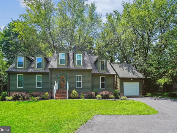 11803 Gordon Rd, Fredericksburg, VA 22407