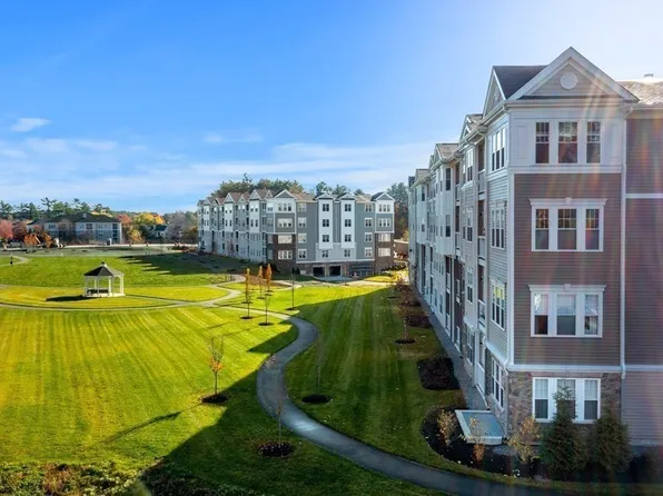 320 Martins Lndg #2510, North Reading, MA 01864