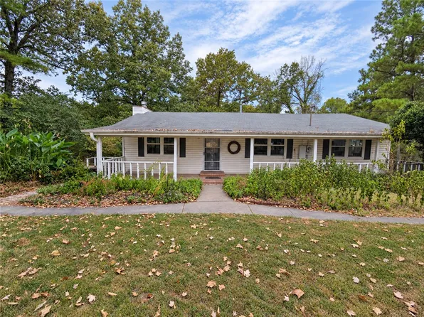8551 W Athens Ln, Fayetteville, AR 72704