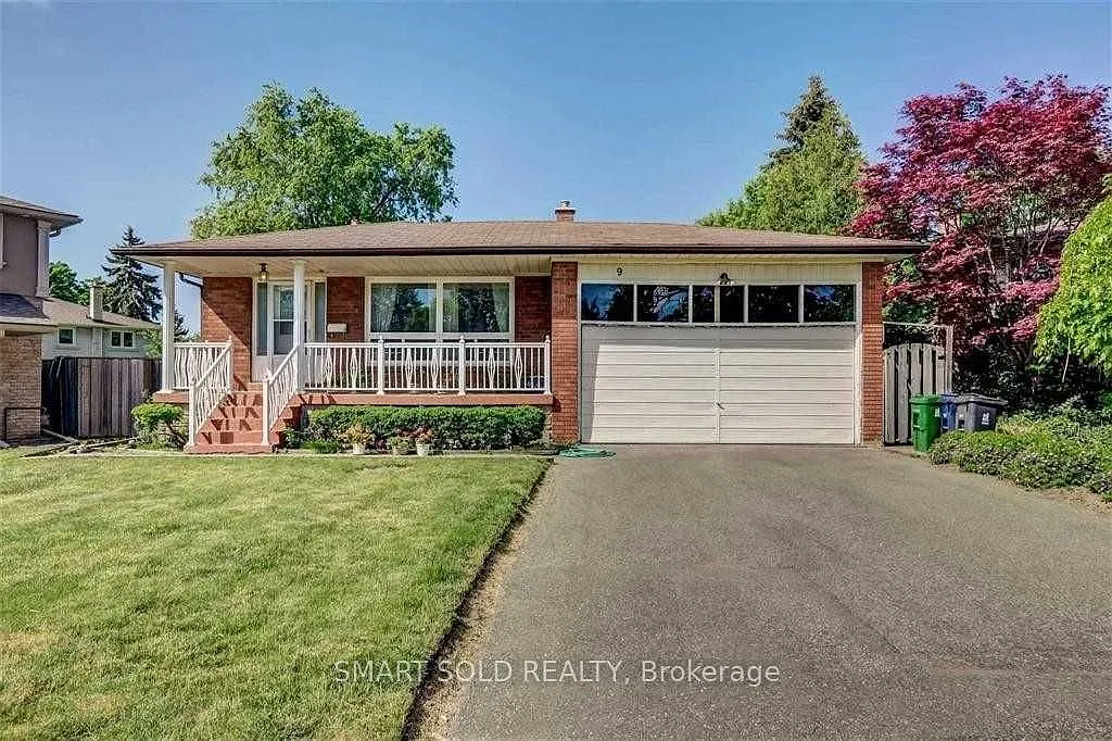 3 bed, $2,300 — Photo 1