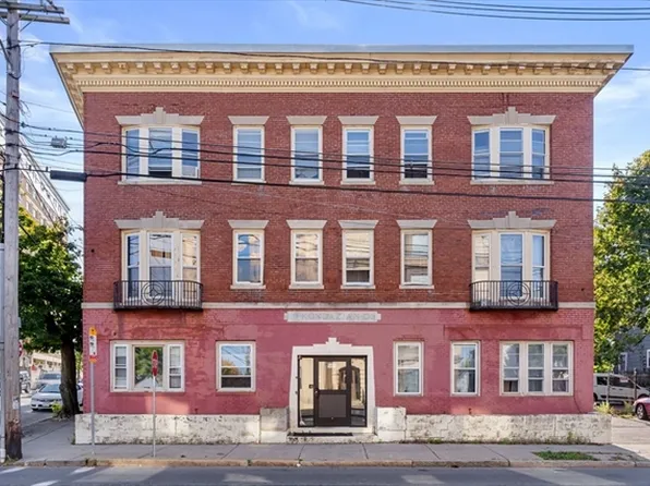 565 Beach Street, 565 Beach St #93d1449ac, Revere, MA 02151