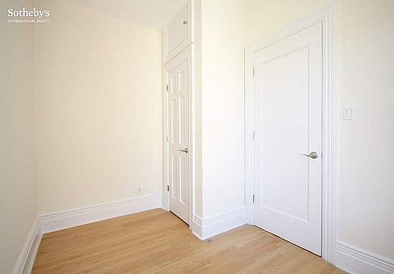4th image of 31 E 127th St #4C